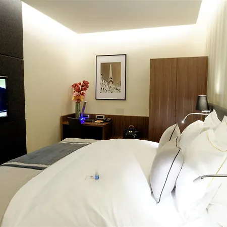 Ξενοδοχείο Western Premier Slon 4*