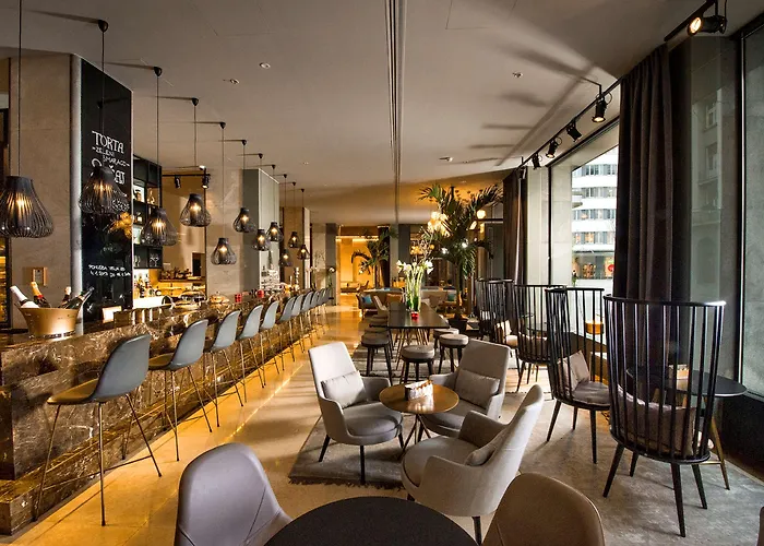 Western Premier Slon 4*