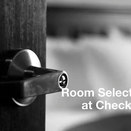 Hotel Western Premier Slon 4*