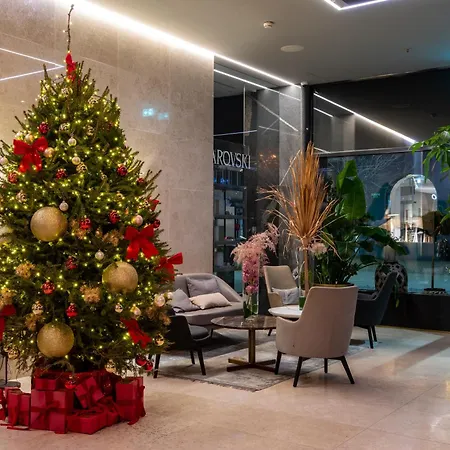 Western Premier Slon Hotel 4*