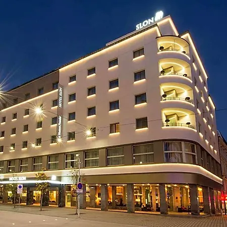 Western Premier Slon Otel 4*