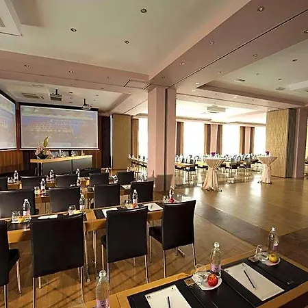 Western Premier Slon Otel