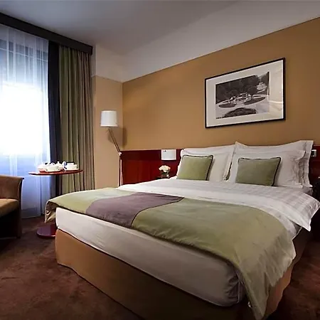 Western Premier Slon Otel