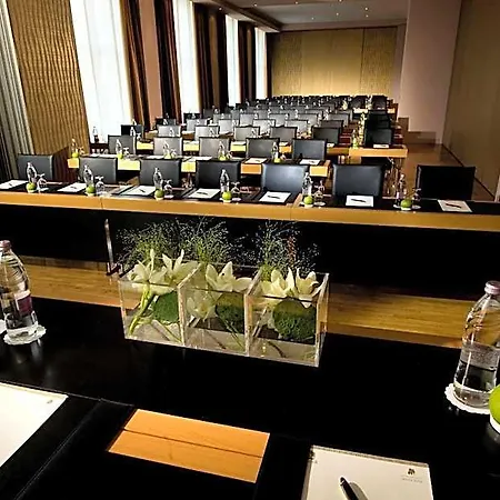 Western Premier Slon Otel