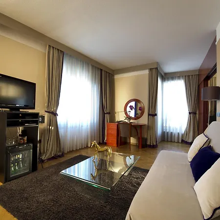 Hotel Western Premier Slon 4*