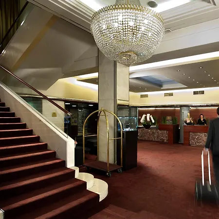 Western Premier Slon 4* Lublaň