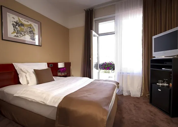 Hotel Western Premier Slon 4*
