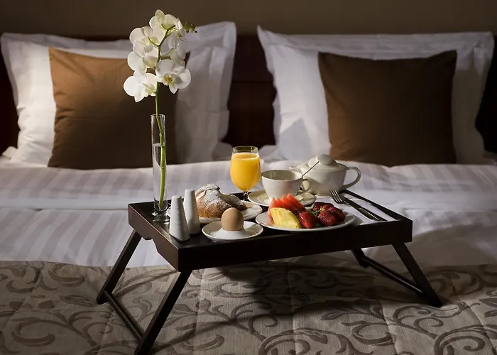 Western Premier Slon Hotel 4*