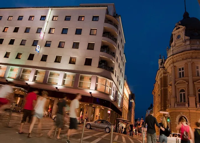 Western Premier Slon 4*