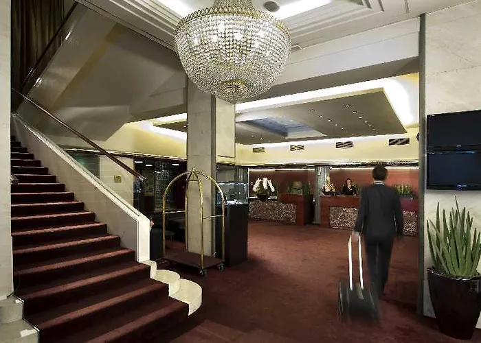 Western Premier Slon