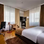 Western Premier Slon Отель 4*