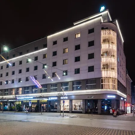 Western Premier Slon